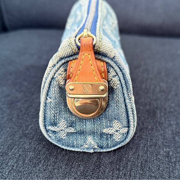 Louis Vuitton Denim Trousse GM Zip Pouch - Picture 12 of 15